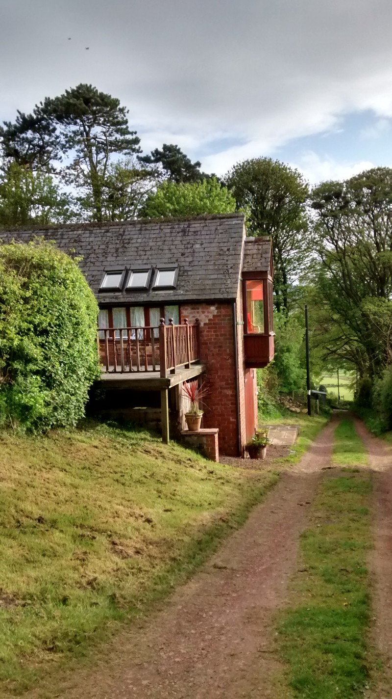 Self-catering cottage, Thropton